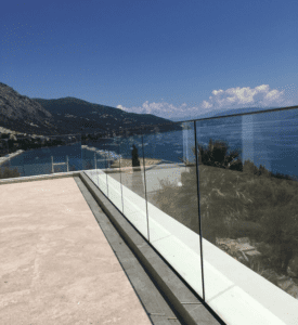 Εγκατάστασεις κουφωμάτων για ξενοδοχειακή μονάδα